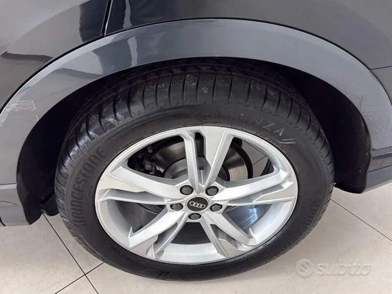 Audi Q3 2024 photo 5