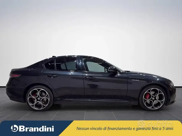 Alfa Romeo Giulia 2025 photo 5