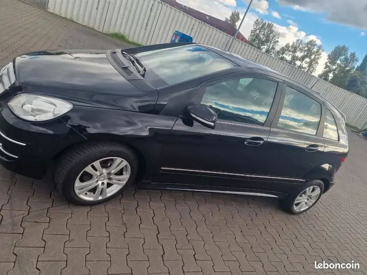 Toyota Aygo 2012 photo 2