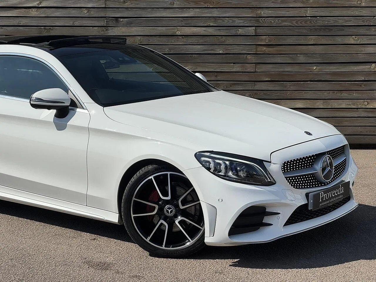 Mercedes-Benz C-Class 2019 photo 5