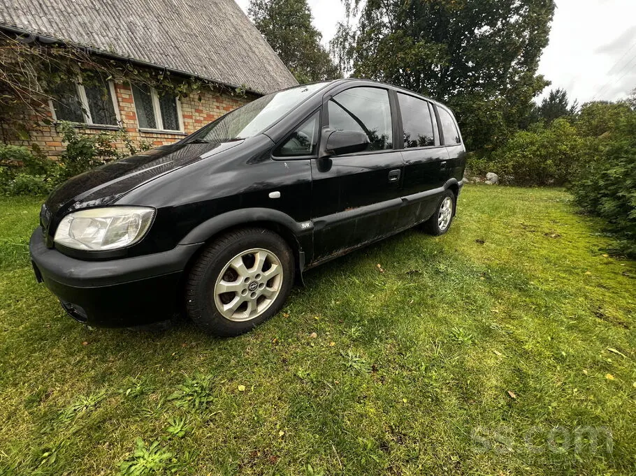 Opel Zafira 2004 photo 2