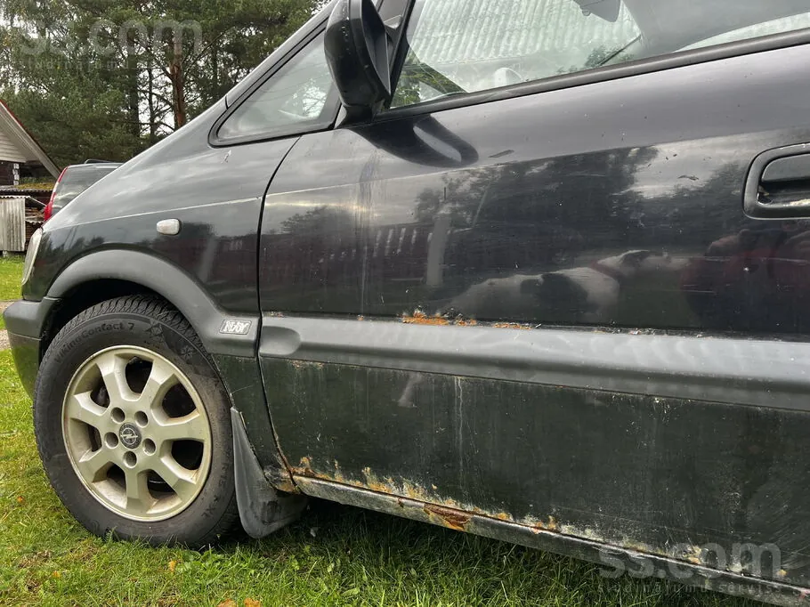 Opel Zafira 2004 photo 4