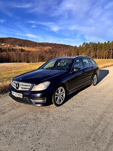 Mercedes-Benz C-Class 2014 photo 2