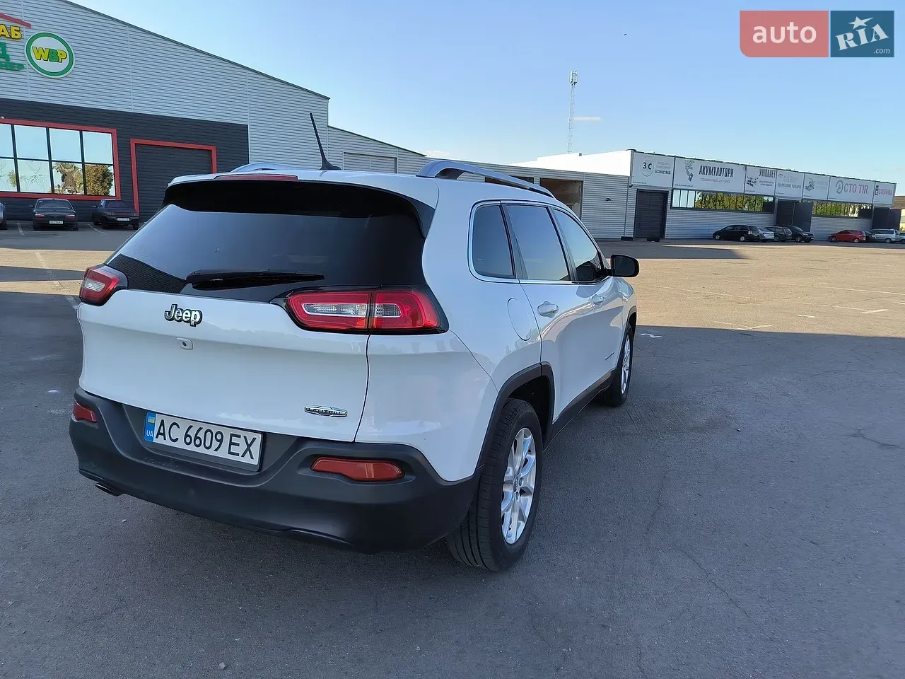 Jeep Cherokee 2014 photo 4