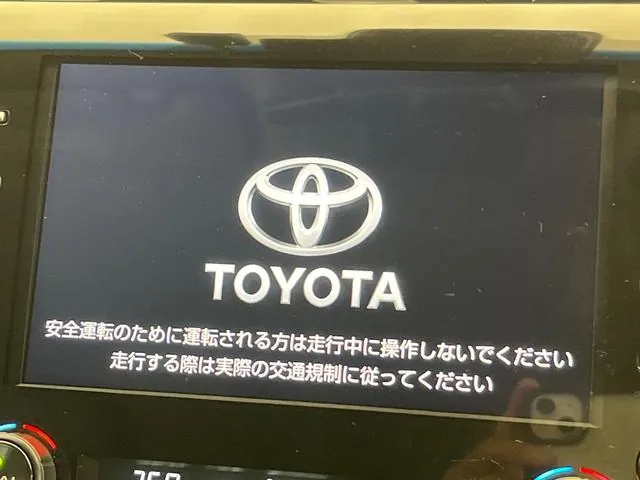 Toyota Camry 2019 photo 4