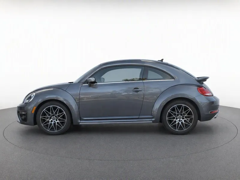 Volkswagen Beetle 2019 photo 2