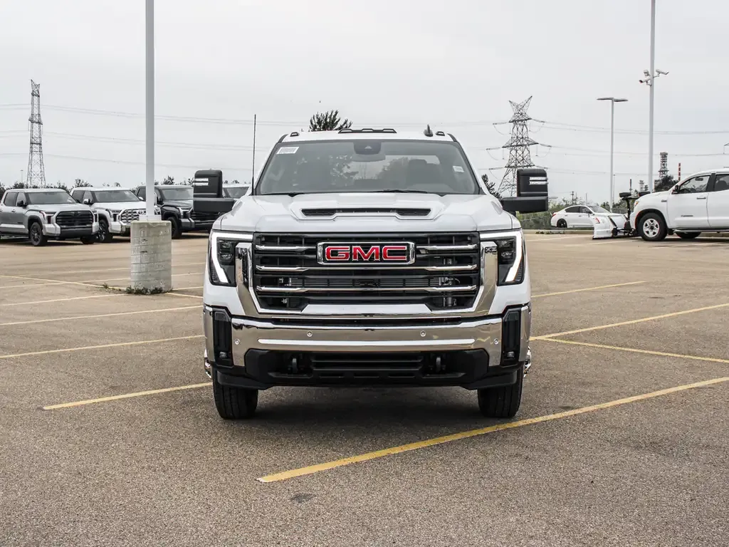GMC Sierra 3500Hd 2026 photo 3