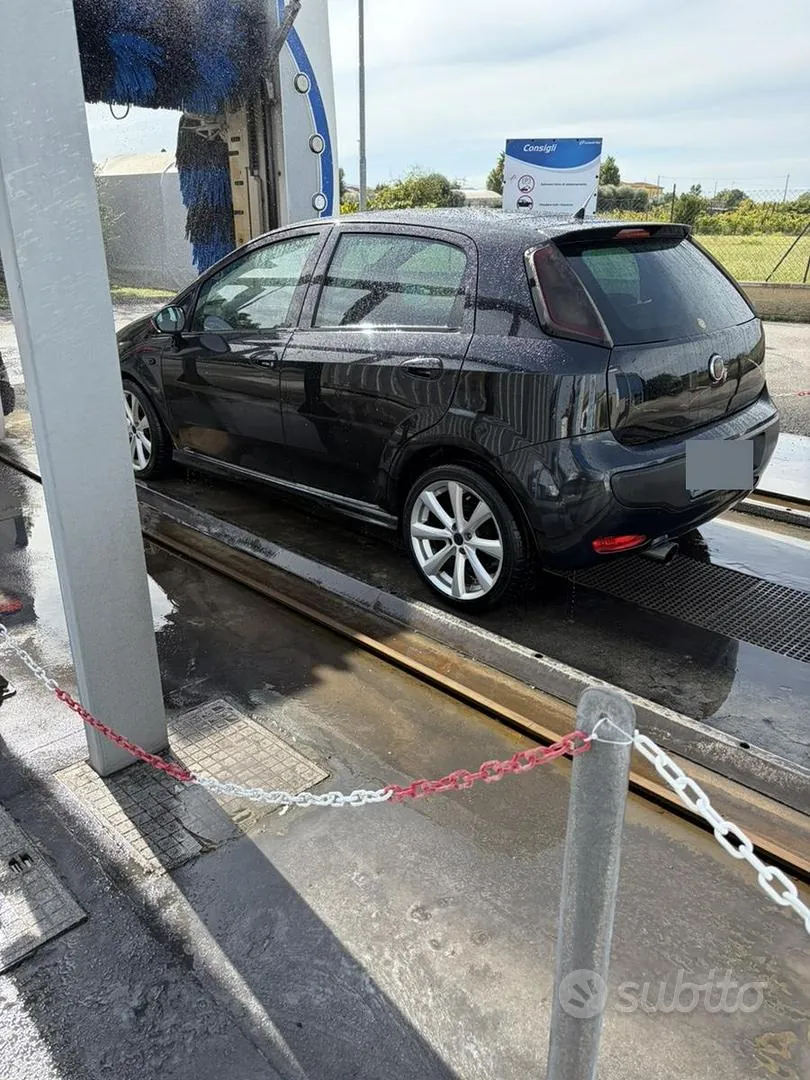 Fiat Punto Evo 2011 photo 3