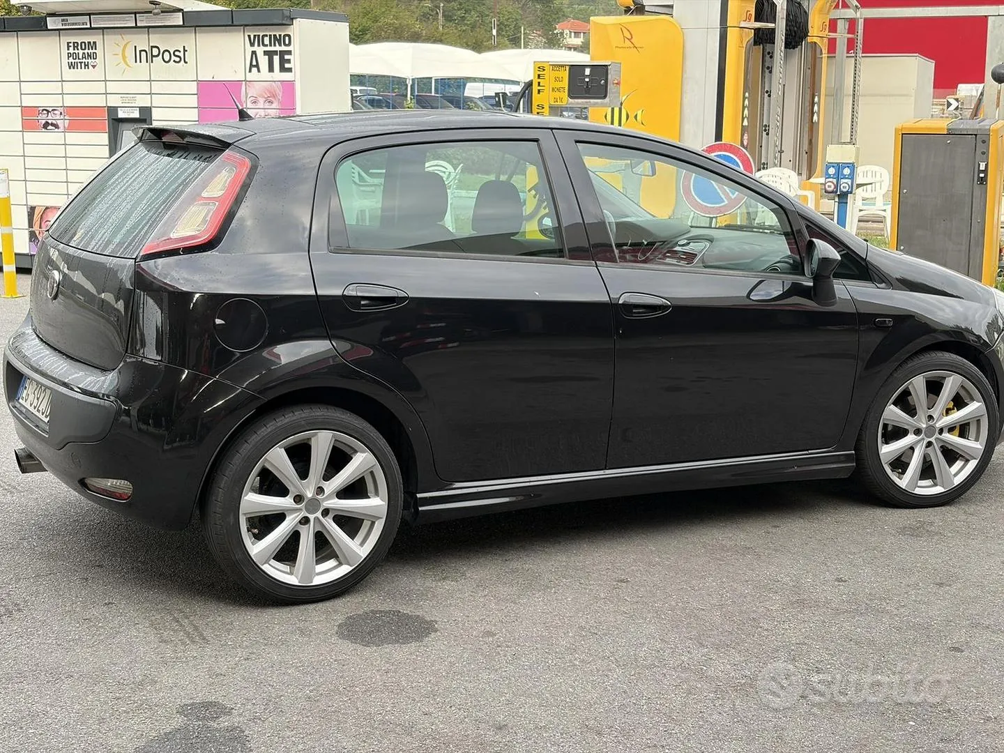 Fiat Punto Evo 2011 photo 2