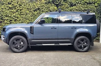 Land Rover Defender 2024 photo 5