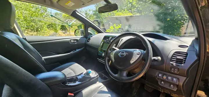 Nissan Leaf 2017 photo 5