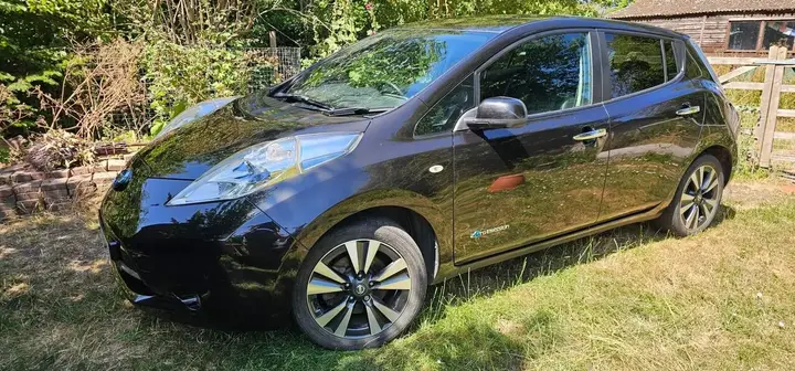 Nissan Leaf 2017 photo 3