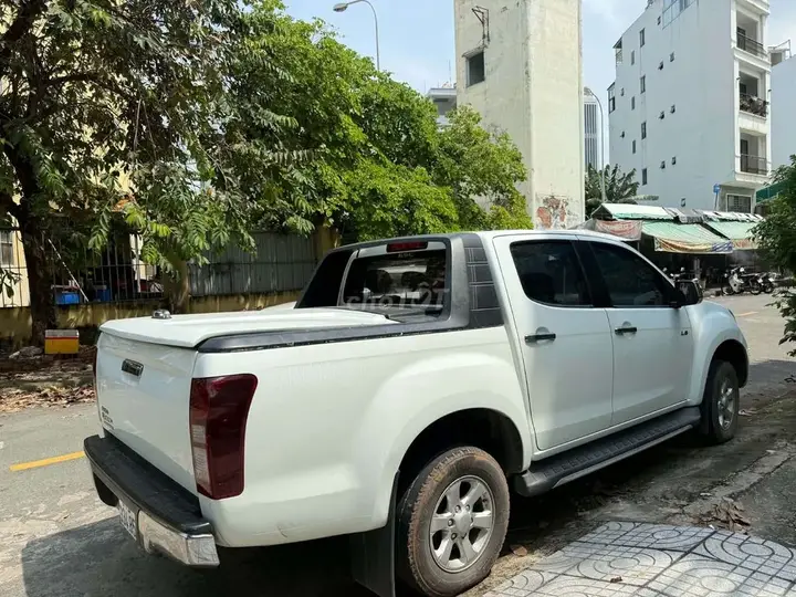 Isuzu D-Max 2018 photo 2