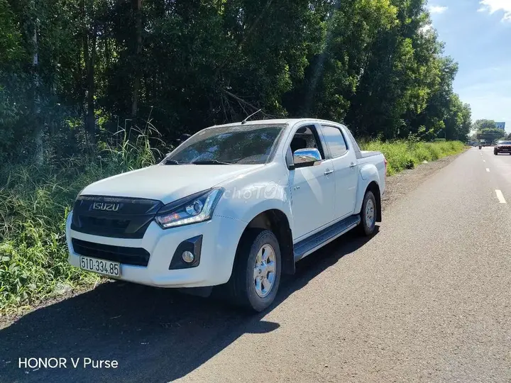 Isuzu D-Max