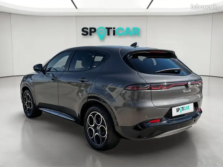Alfa Romeo Tonale 2023 photo 3