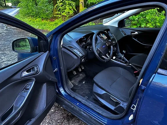 Ford Focus 2015 photo 3