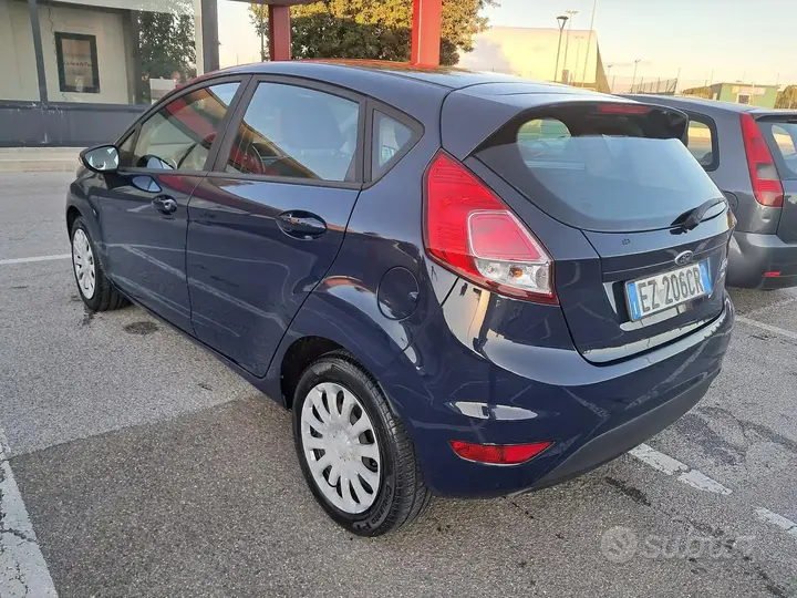 Ford Fiesta 2015 photo 5