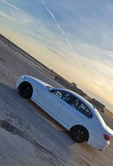 BMW 520D 2016 photo 2