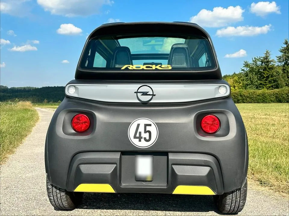 Opel Rocks E