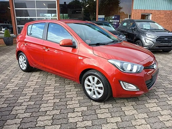 Hyundai I20 2013 photo 3