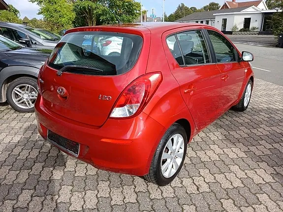 Hyundai I20 2013 photo 4