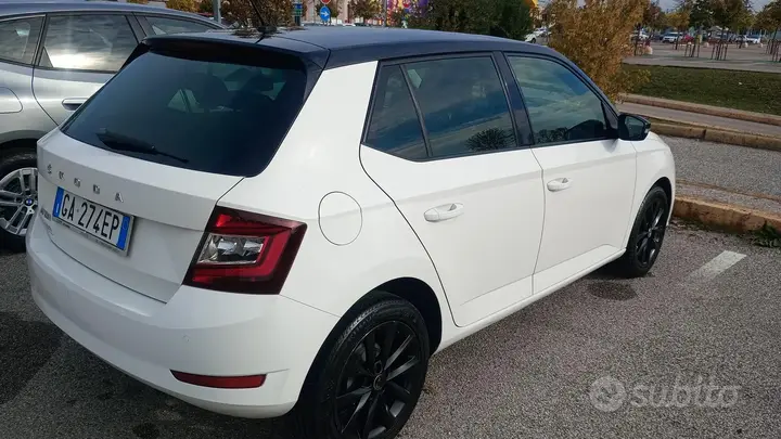 Skoda Fabia 2020 photo 2