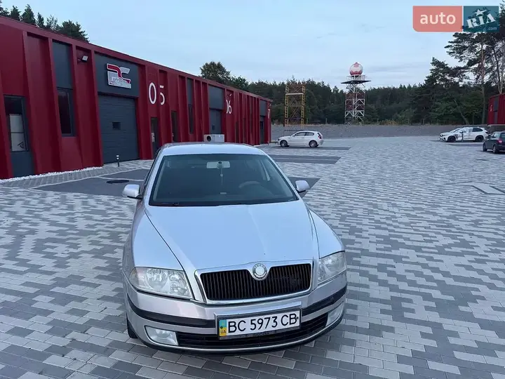 Skoda Octavia 2007 photo 4