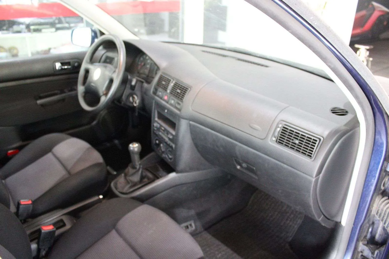 Volkswagen Golf 4 2000 photo 5