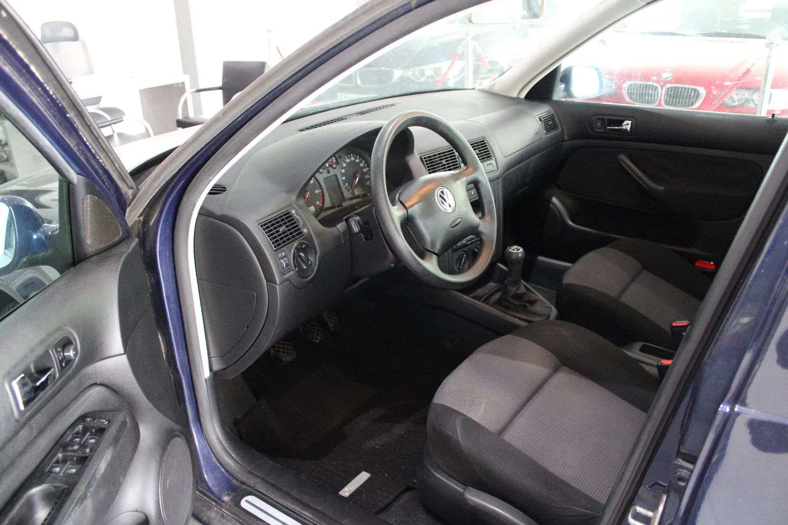 Volkswagen Golf 4 2000 photo 3