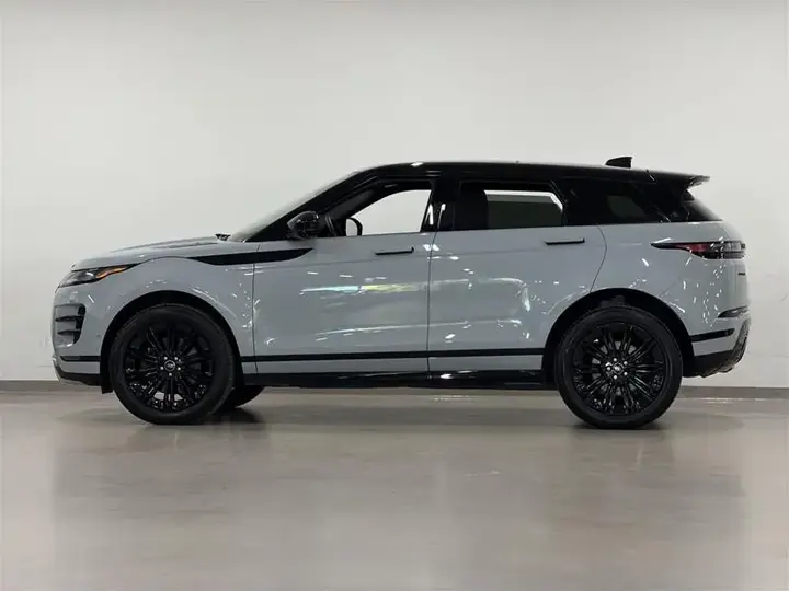Land Rover Range Rover Evoque 2026 photo 4