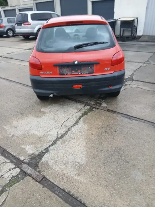 Peugeot 206 1999 photo 2