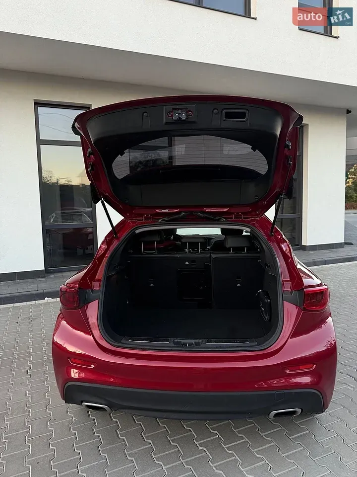 Infiniti Qx30 2016 photo 3