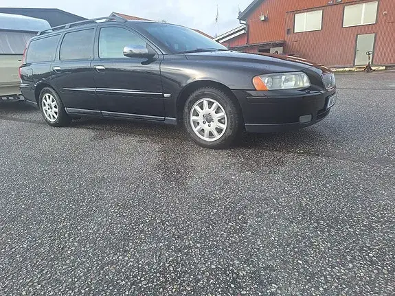 Volvo V70 2006 photo 2