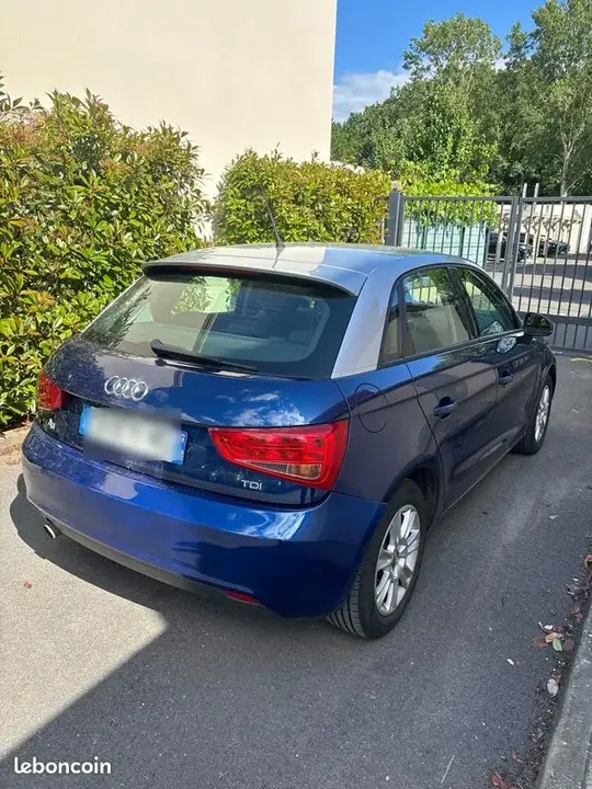 Audi A1 2012 photo 2