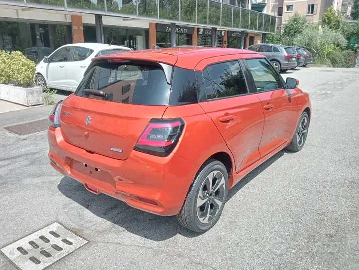 Suzuki Swift photo 5