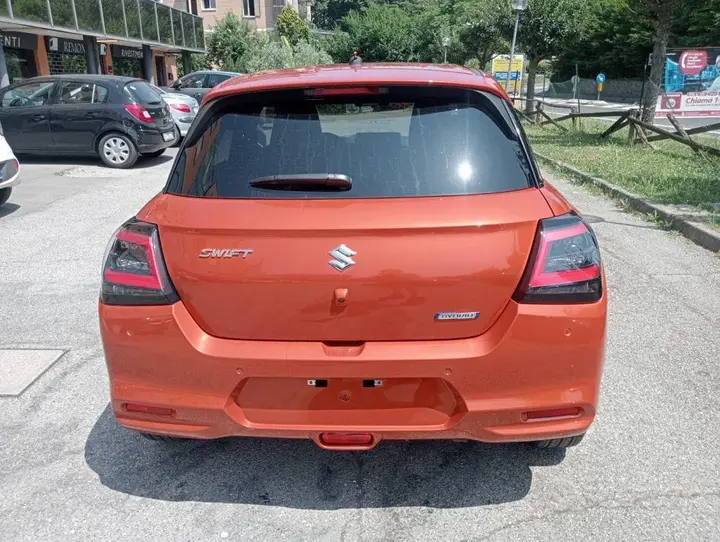 Suzuki Swift photo 4