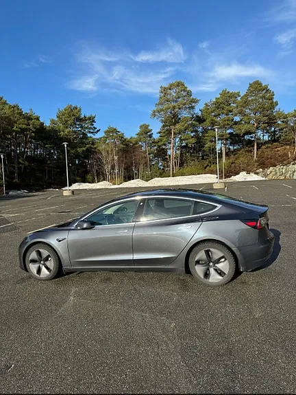 Tesla Model 3 2019 photo 2