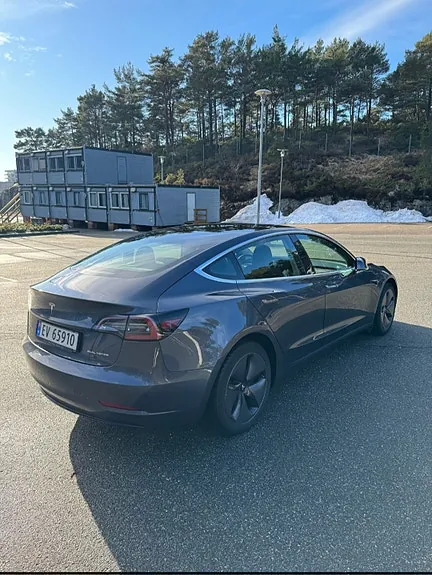 Tesla Model 3 2019 photo 5