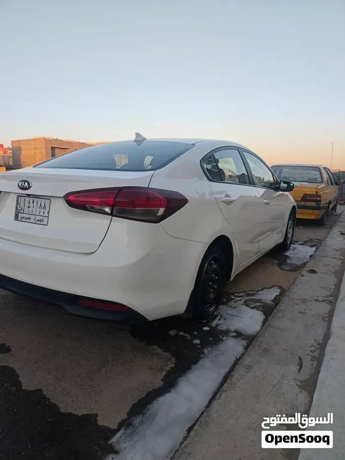 Kia Forte 2018 photo 3