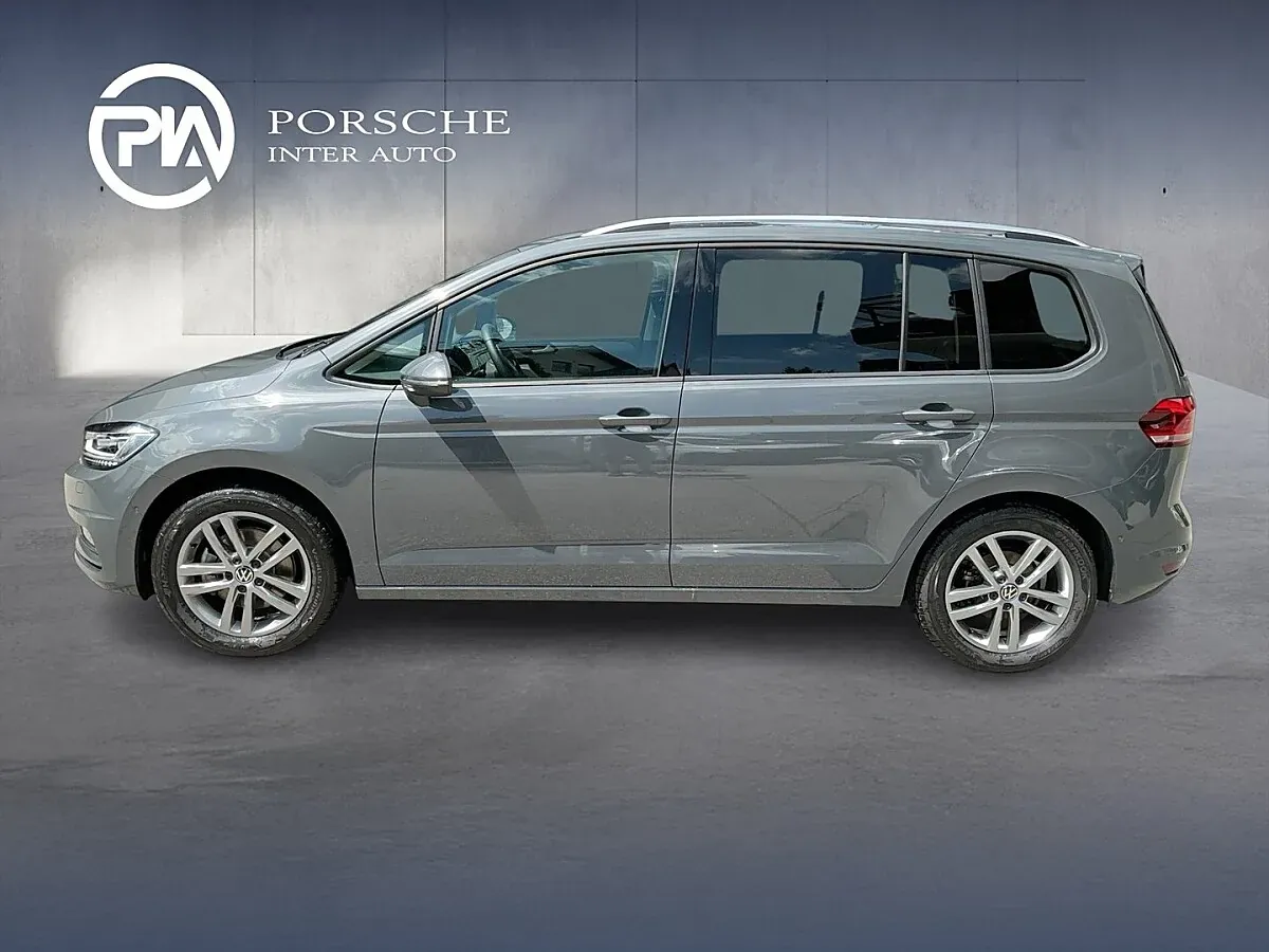 Volkswagen Touran 2026 photo 2