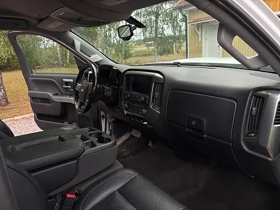 Chevrolet Silverado 3500 2018 photo 5