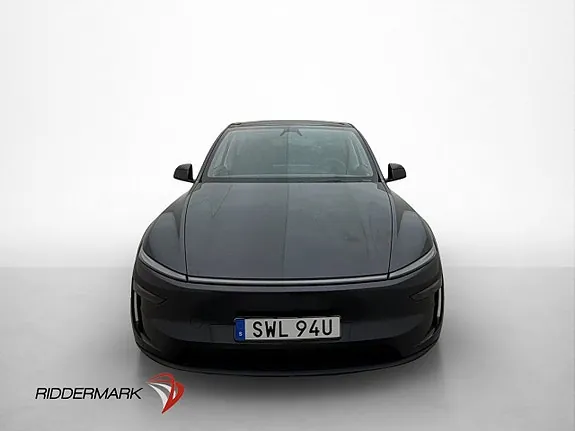 Tesla Model Y 2025 photo 2