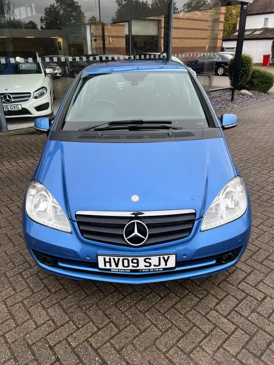 Mercedes-Benz A-Class 2009 photo 3