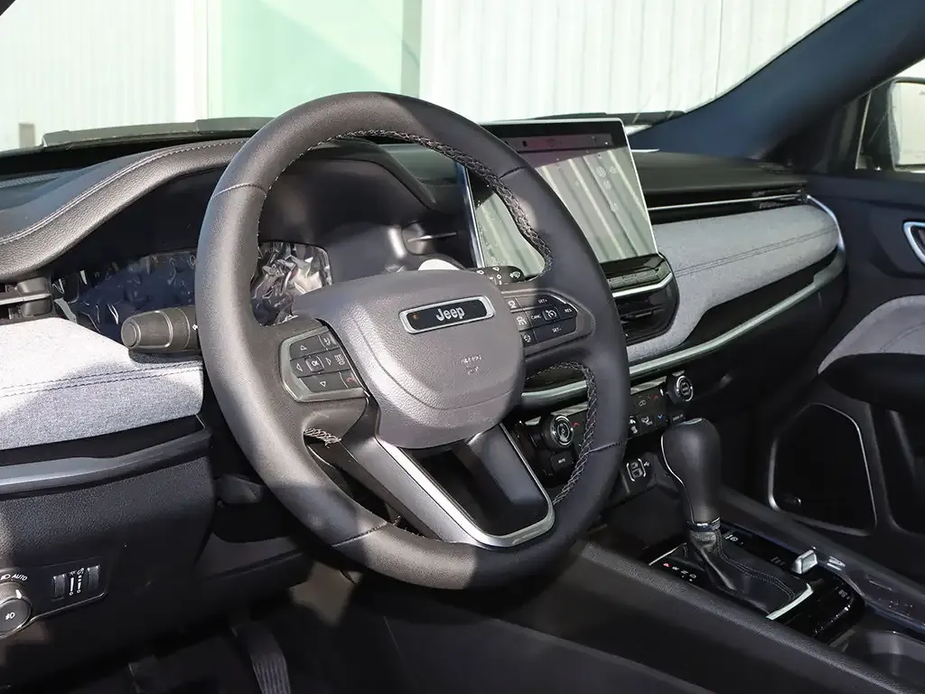 Jeep Compass 2026 photo 5