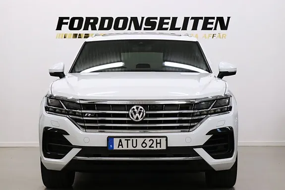 Volkswagen Touareg 2018 photo 2