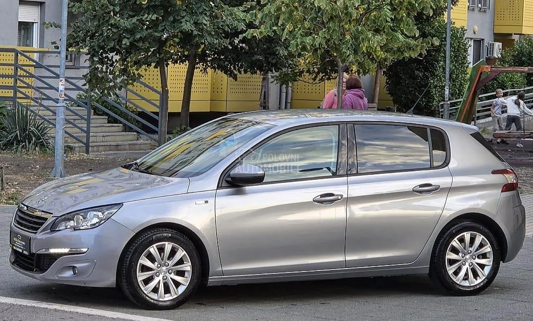 Peugeot 308 2016 photo 2