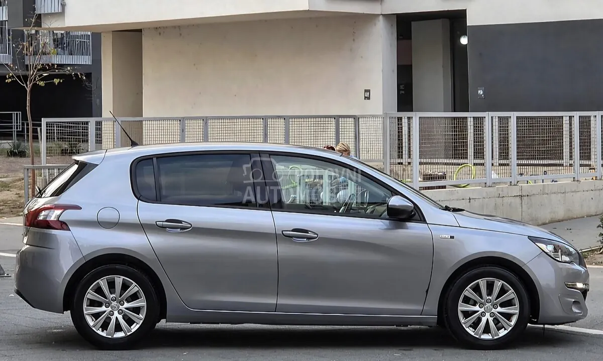 Peugeot 308 2016 photo 5