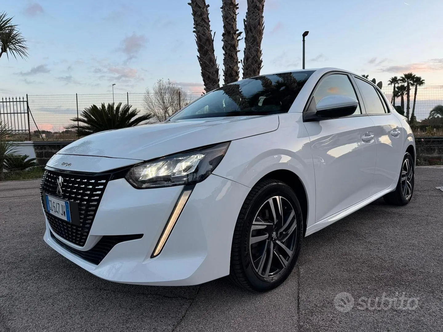 Peugeot 208 2020 photo 3