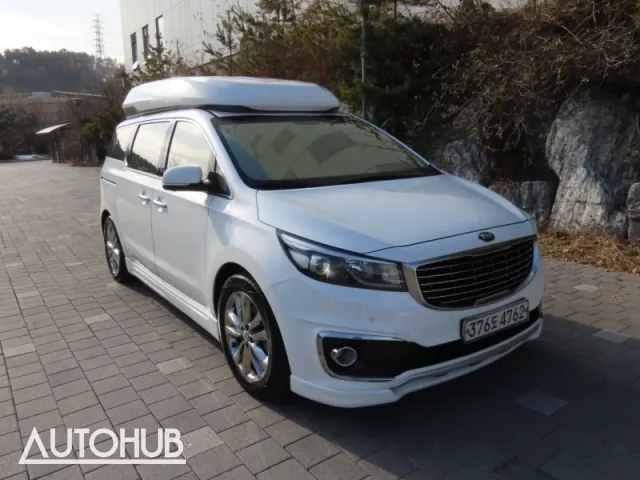 Kia Carnival 2018 photo 2