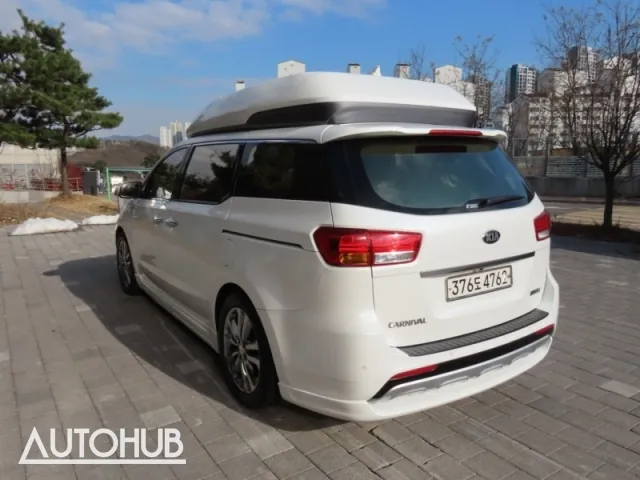 Kia Carnival 2018 photo 4